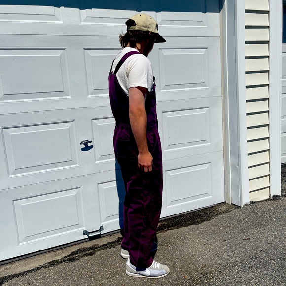 MEET THE POSHER - Picture 1 of 2